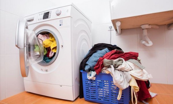 Nguyên nhân và cách tự khắc phục máy giặt Electrolux không quay1