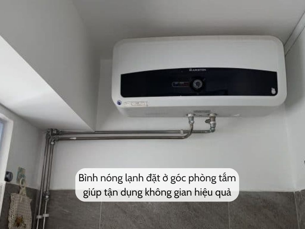 binh-nong-lanh-dat-o-goc-phong-tam-giup-tan-dung-khong-gian-hieu-qua